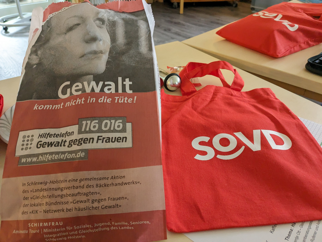 Gewalt kommt nicht in die Tüte